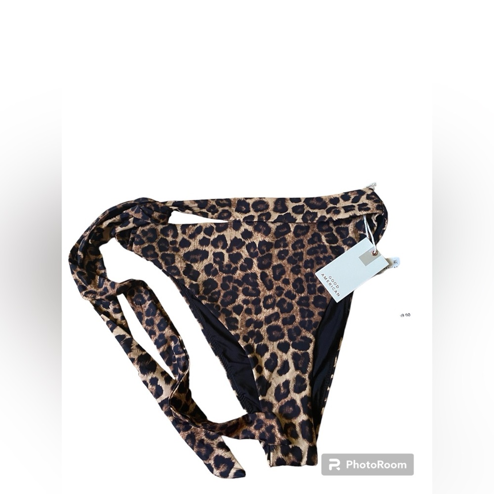 Good American NWT M leopard bikini bottoms